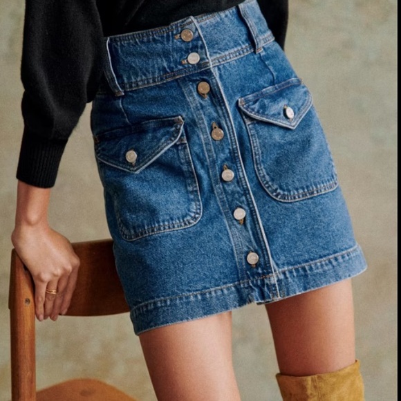 sezane Dresses & Skirts - SEZANE bettie skirt denim mini deep blue button front 38/6 jean